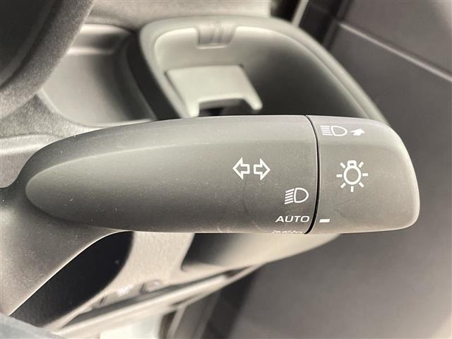 Toyota SIENTA 2025 7429340-3