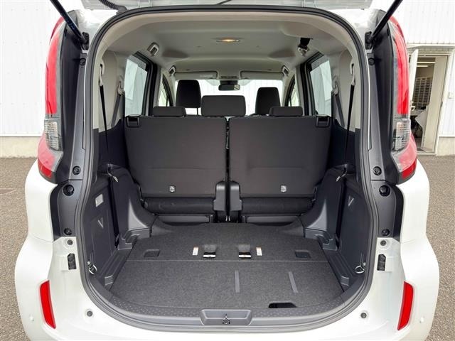 Toyota SIENTA 2025 7429571-11