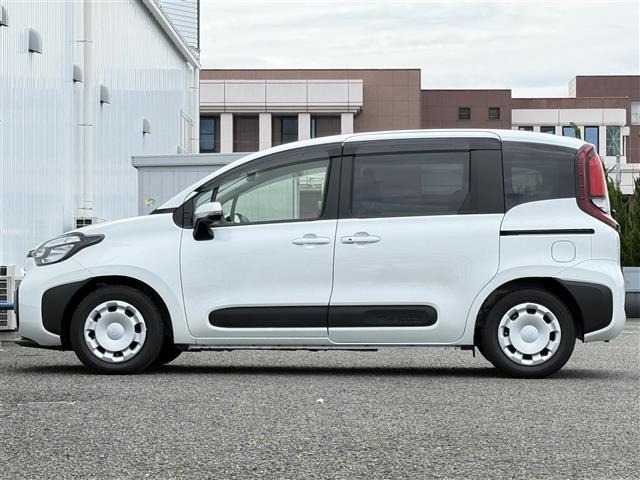 Toyota SIENTA 2025 7429571-2