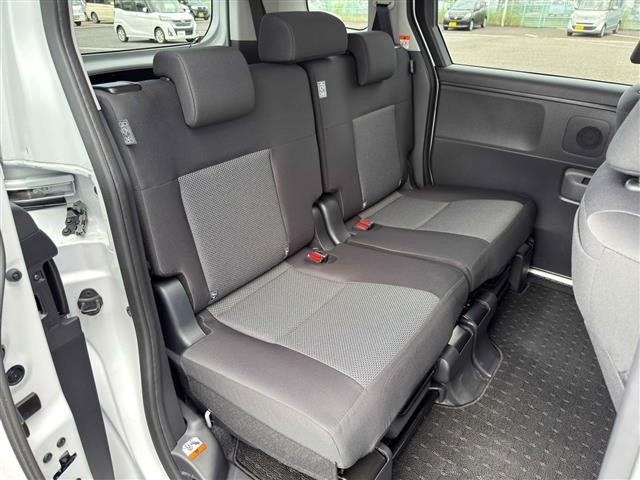 Toyota SIENTA 2025 7429571-8