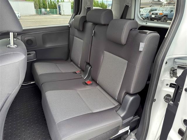 Toyota SIENTA 2025 7429571-9