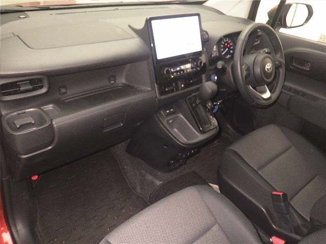 Toyota SIENTA 2024 7429683-4