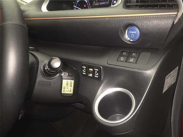 Toyota SIENTA 2018 7429688-9