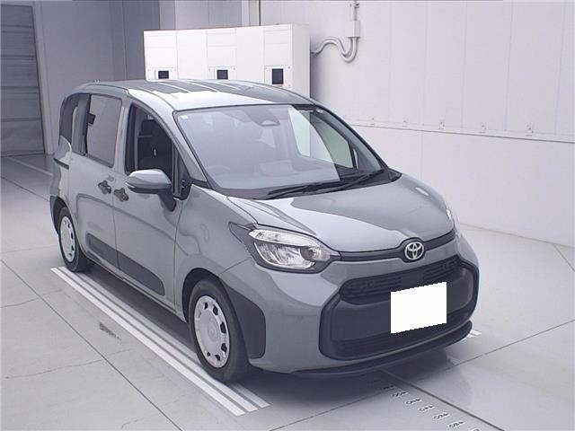 Toyota SIENTA 2024 7429693-0