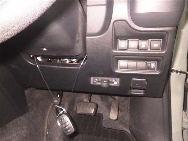 Toyota SIENTA 2024 7429693-8