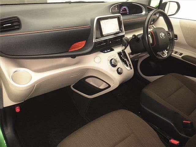 Toyota SIENTA 2016 7429694-4