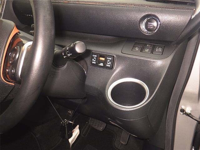 Toyota SIENTA 2019 7429696-8