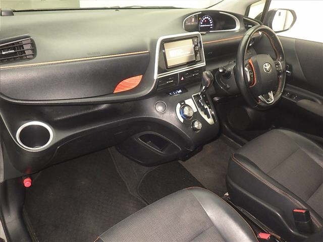 Toyota SIENTA 2017 7429699-4