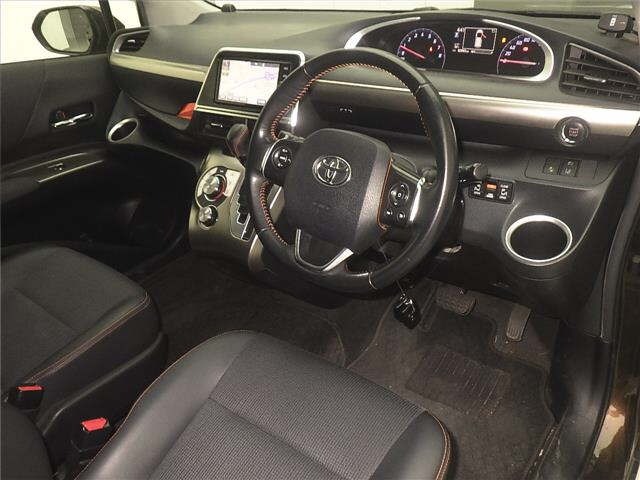 Toyota SIENTA 2017 7429700-3