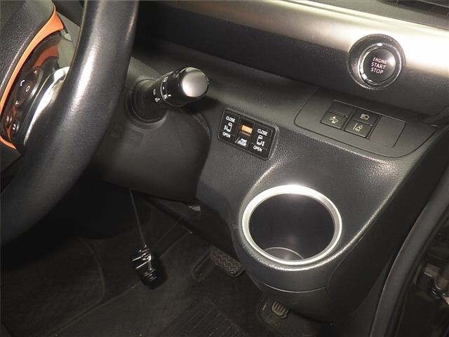 Toyota SIENTA 2017 7429700-9