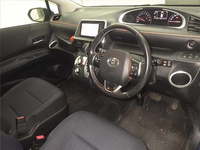 Toyota SIENTA 2018 7429703-3