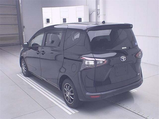 Toyota SIENTA 2017 7429704-1