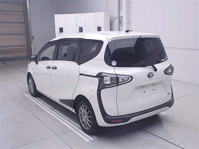 Toyota SIENTA 2020 7429705-1