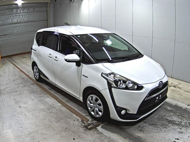 Toyota SIENTA 2017 7429716-0