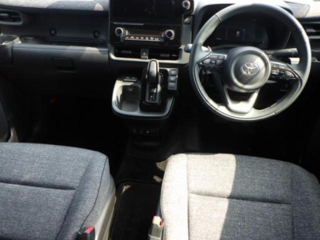 Toyota SIENTA 2023 7429719-3
