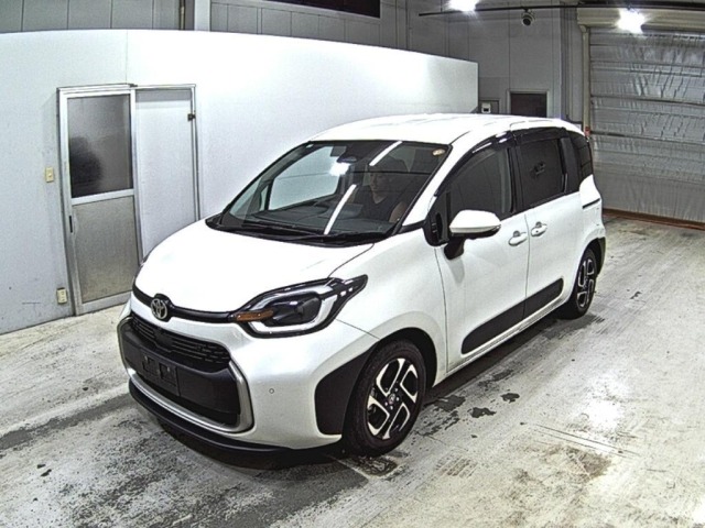Toyota SIENTA 2023 7429719-4