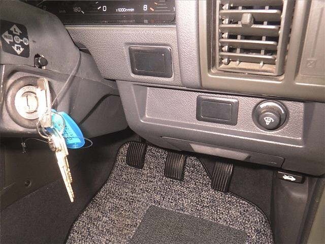 Mitsubishi STRADA 1994 7430005-8