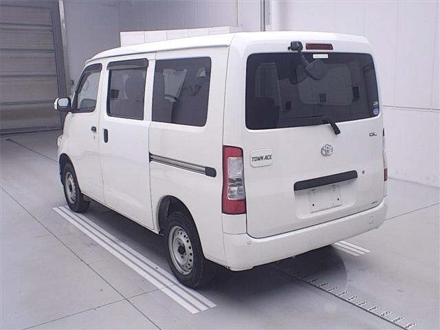 Toyota TOWNACE VAN 2021 7426333-1