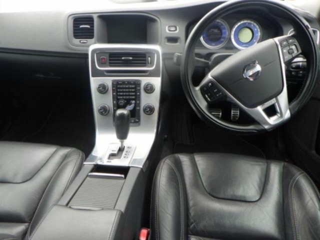 Volvo V60 2012 7428104-3