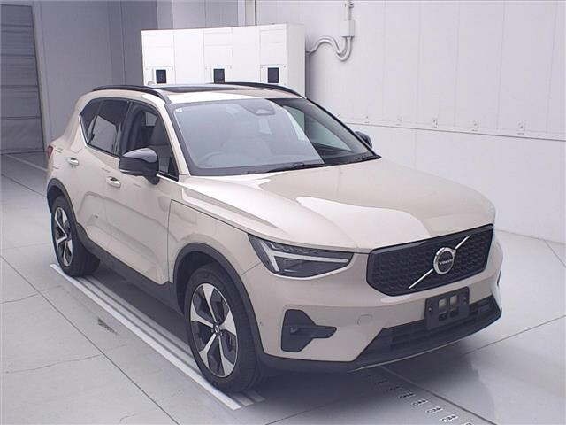 Volvo XC40 2025 7423436-0