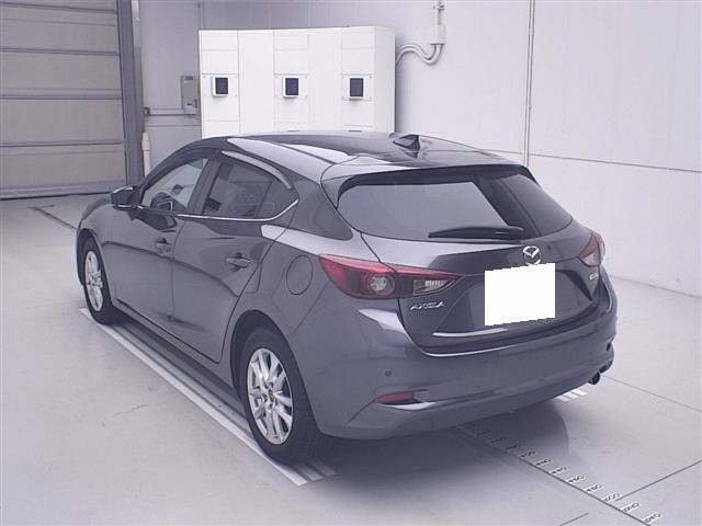 Mazda AXELA 2018 7435948-1