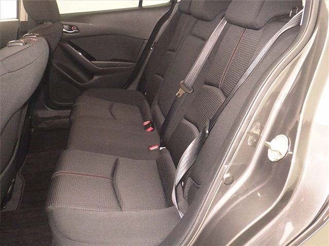 Mazda AXELA 2018 7435948-7