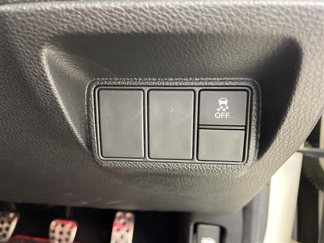 Honda CIVIC 2018 7432069-4