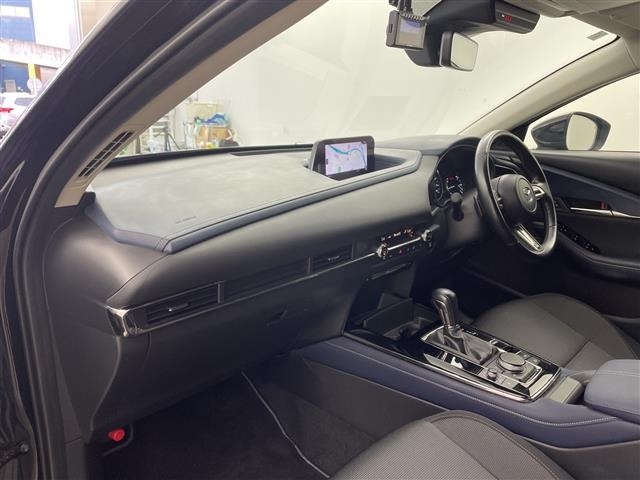 Mazda CX-30 2021 7436408-8