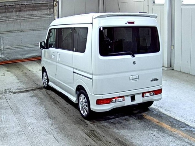 Suzuki EVERY WAGON 2026 7440837-1