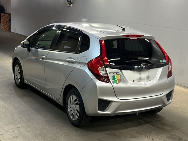 Honda FIT 2016 7430998-1