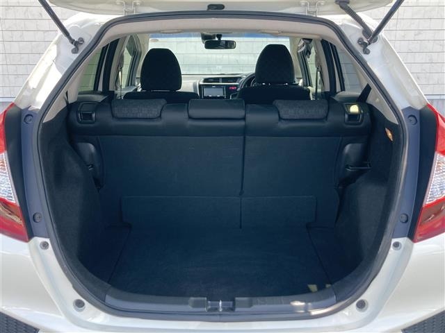 Honda FIT 2017 7431489-26