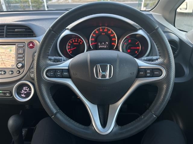 Honda FIT 2010 7431518-17
