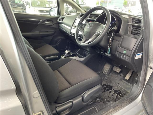Honda FIT 2016 7431662-10
