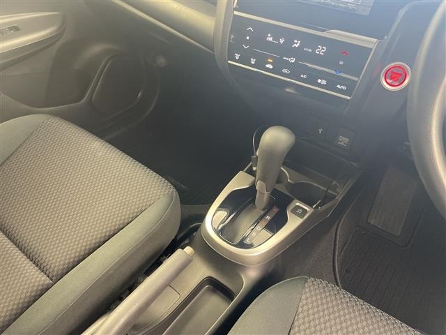 Honda FIT 2017 7431684-23