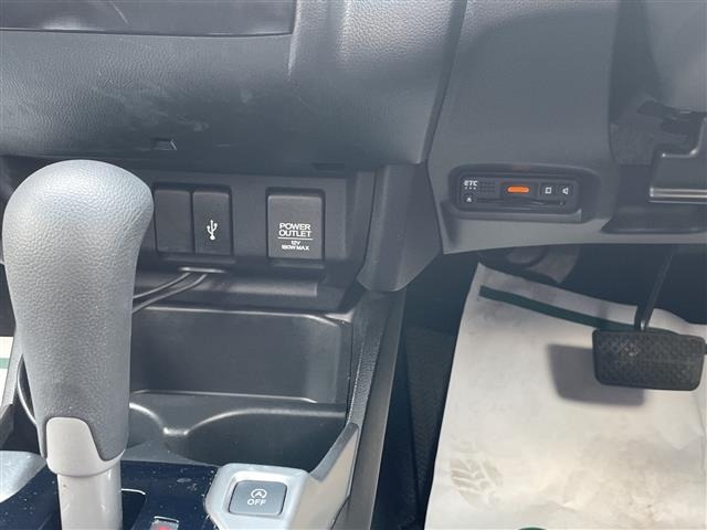 Honda FIT 2018 7431690-12