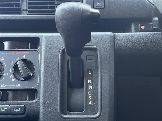 Daihatsu HIJET VAN 2022 7450913-12