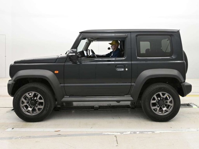 Suzuki JIMNY SIERRA 2023 7441410-4