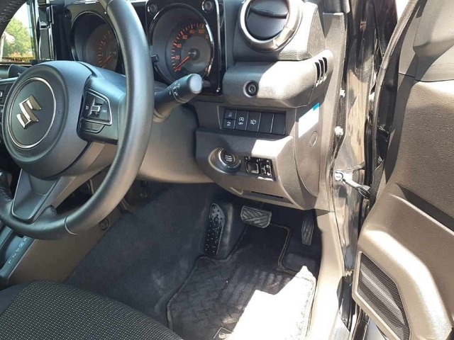 Suzuki JIMNY SIERRA 2023 7441410-9