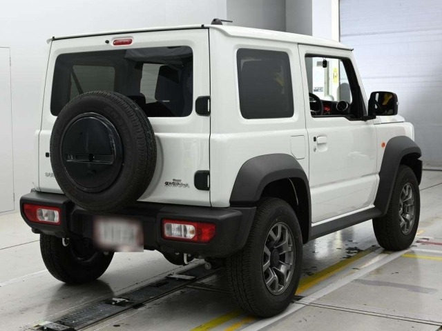 Suzuki JIMNY SIERRA 2025 7441412-1