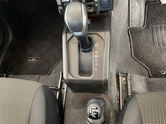Suzuki JIMNY SIERRA 2023 7442137-5