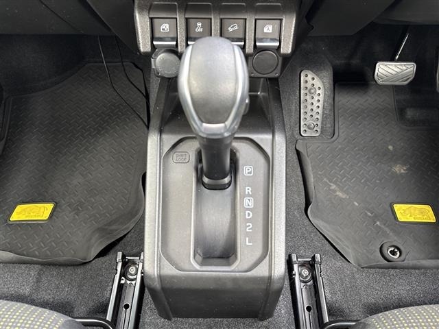 Suzuki JIMNY SIERRA 2024 7442370-20