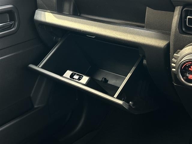 Suzuki JIMNY SIERRA 2024 7442378-2