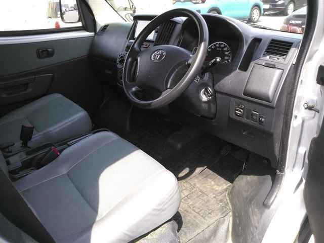 Toyota LITEACE VAN 2018 7451396-3
