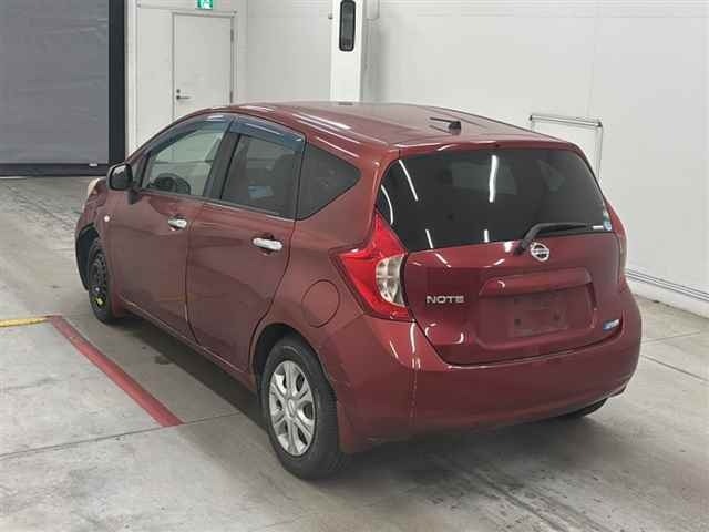 Nissan NOTE 2013 7430658-1