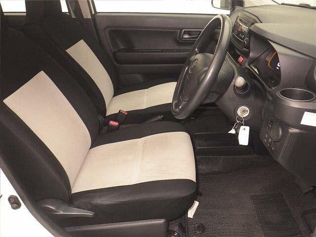 Toyota PIXIS EPOCH 2019 7430683-5