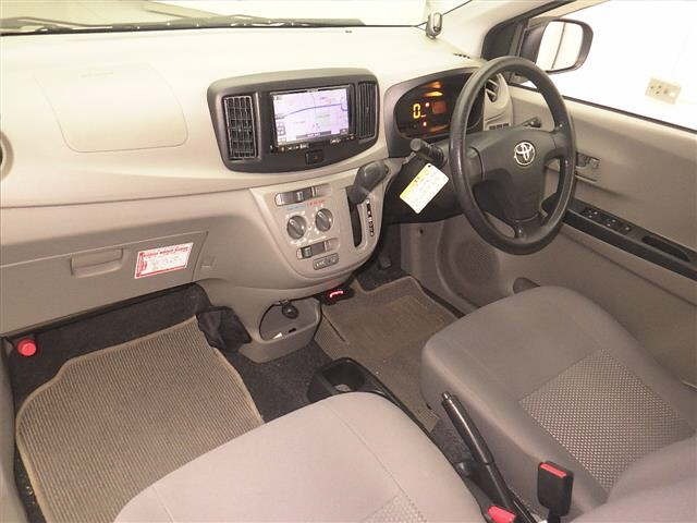 Toyota PIXIS EPOCH 2016 7430684-4