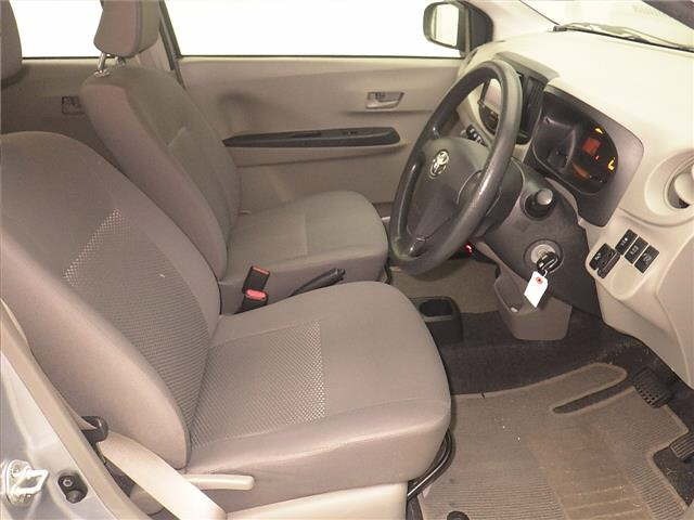 Toyota PIXIS EPOCH 2016 7430684-5