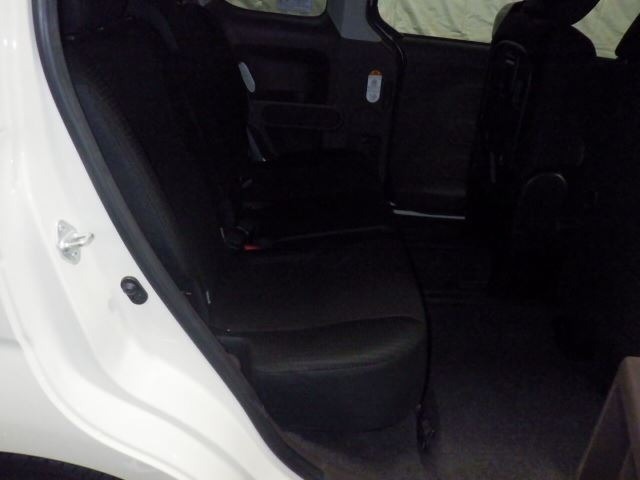 Toyota PORTE 2015 7430235-5