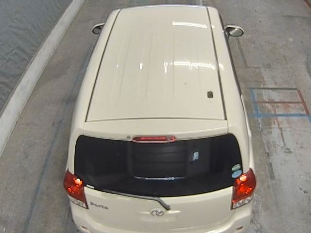 Toyota PORTE 2015 7430235-6