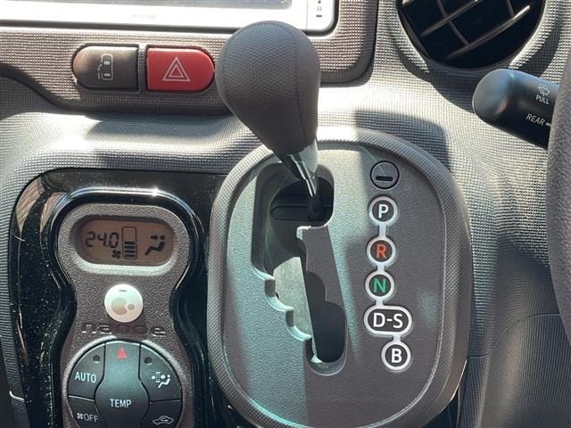 Toyota PORTE 2013 7430257-1